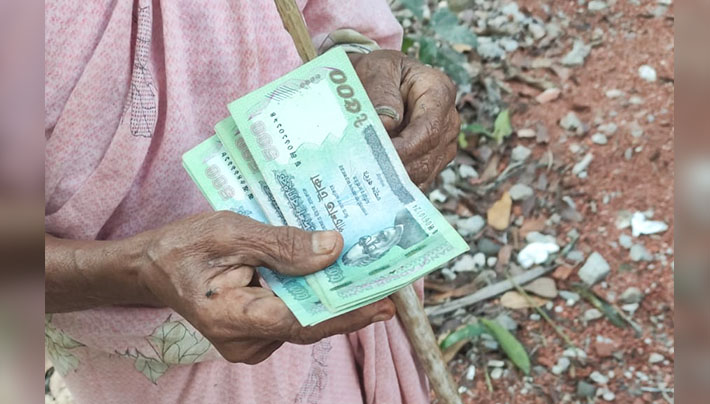খুরশিদা বেগম
